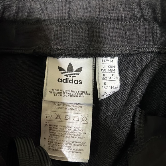 Boys Adidas joggers - Picture 4 of 6